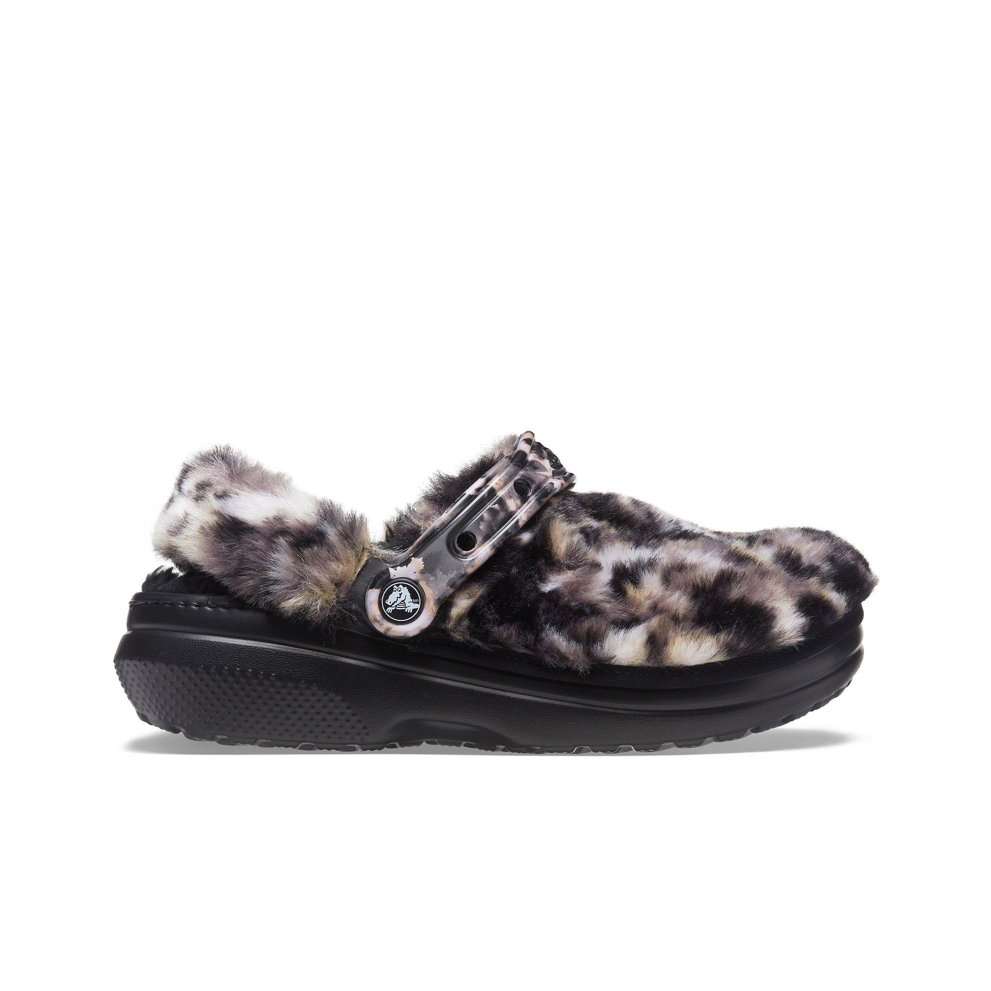 Crocs with hot sale fur black